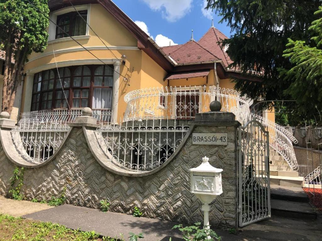 Brassói Vendégház Miskolc Exterior foto